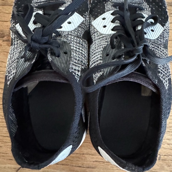 Nike AirMax 90 Ultra 2.0 Flyknit black & white Womens Size 8 - Picture 6 of 10